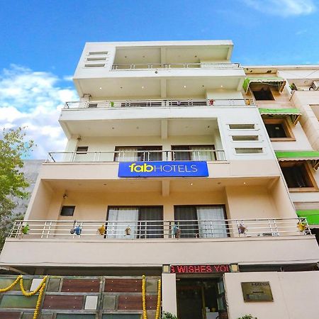 Fabhotel Novel Suites - Nr Yashobhoomi Convention Centre Ню Делхи Екстериор снимка