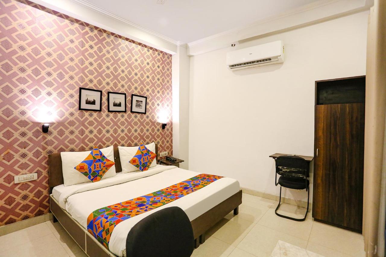 Fabhotel Novel Suites - Nr Yashobhoomi Convention Centre Ню Делхи Екстериор снимка