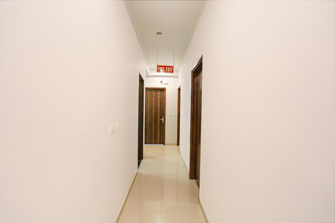 Fabhotel Novel Suites - Nr Yashobhoomi Convention Centre Ню Делхи Екстериор снимка