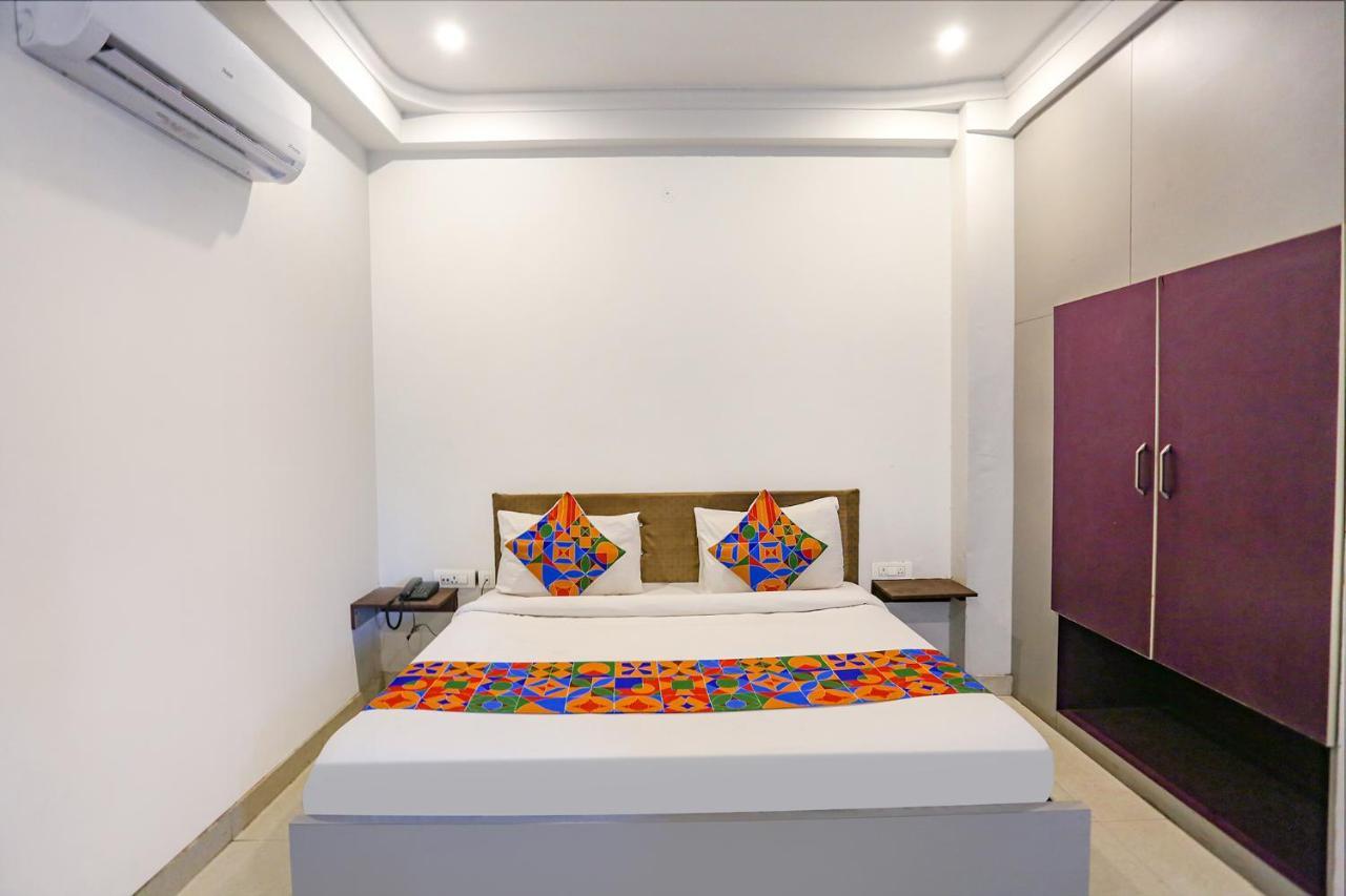 Fabhotel Novel Suites - Nr Yashobhoomi Convention Centre Ню Делхи Екстериор снимка